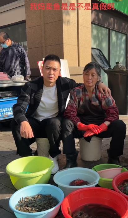 绝妙，湖人队新阵容被NBA评论员比尔·西蒙斯起绰号“Snowtime”